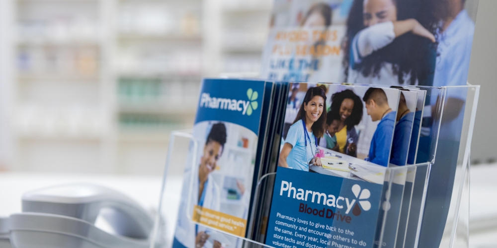 Cara mencetak poster dan seni cetak